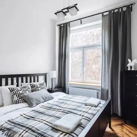 Star Dust Haven-2Br For 6-Old Town Kraków
